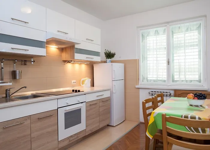 Nevia Apartman Makarska